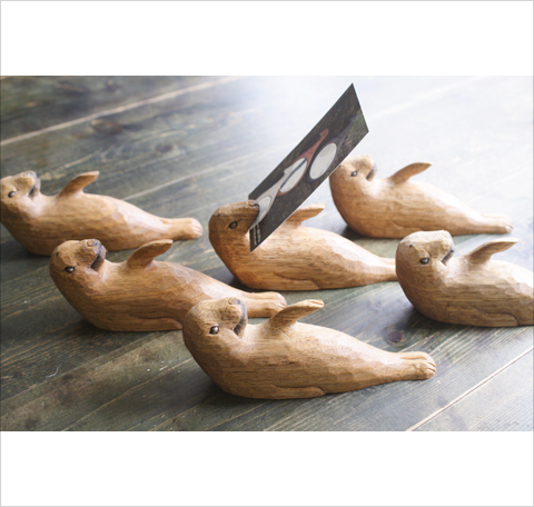 アザラシのカードスタンド